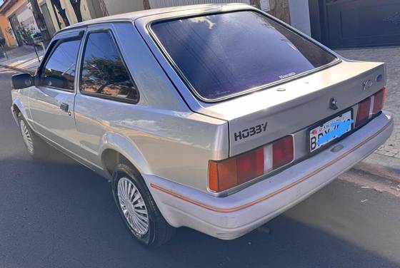 FORD ESCORT 1.0 HOBBY 8V GASOLINA 2P MANUAL FORD ESCORT 1.0 HOBBY 8V GASOLINA 2P MANUAL